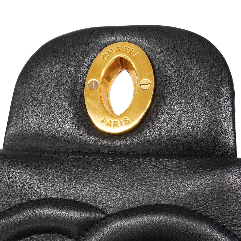 【6ic3421】シャネル ショルダーバッグ デカマトラッセ Wチェーン ラムスキン ブラック ゴールド金具【中古】レディース