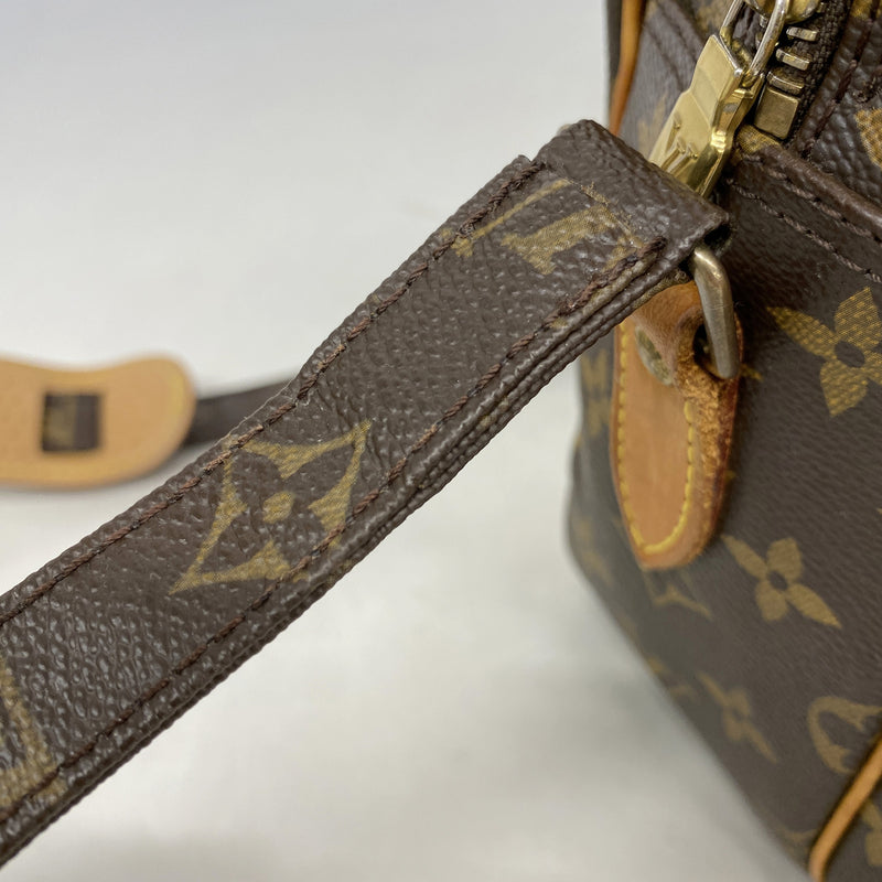 【6ic3433】ルイヴィトン ショルダーバッグ モノグラム ナイル M45244 ブラウン【中古】レディース