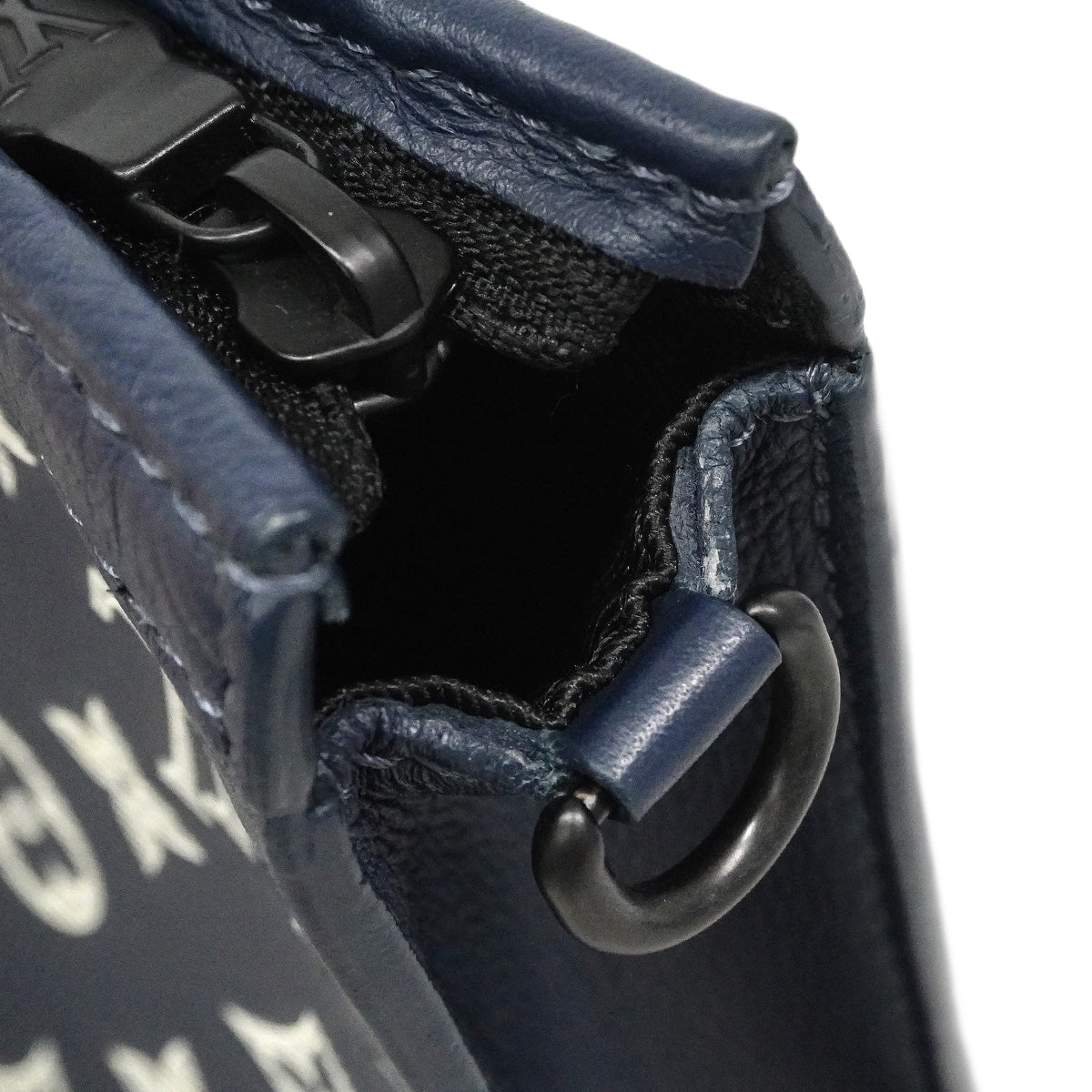 【6ic3435】ルイヴィトン ショルダーバッグ モノグラム・シャドウ ガストンウェアラブルウォレット M83384 ネイビーブルー【中古】メンズ