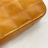【6ic3534】シャネル ショルダーバッグ チョコバー チェーンショルダー パテントレザー オレンジ シルバー金具【中古】レディース