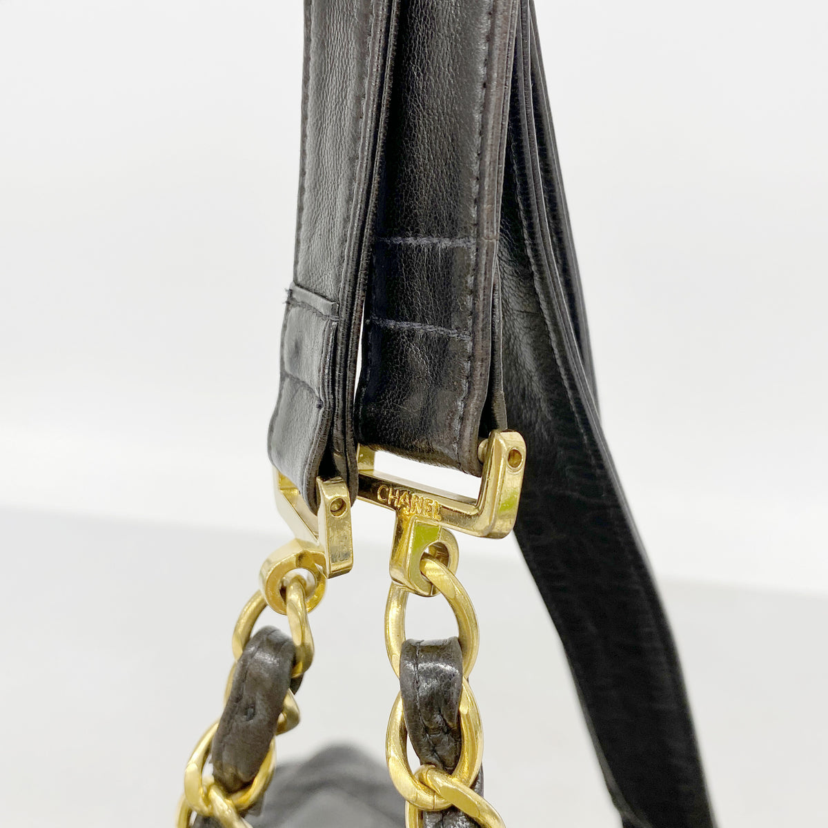 【6ic3536】シャネル リュック・デイパック マトラッセ ラムスキン ブラック ゴールド金具【中古】レディース