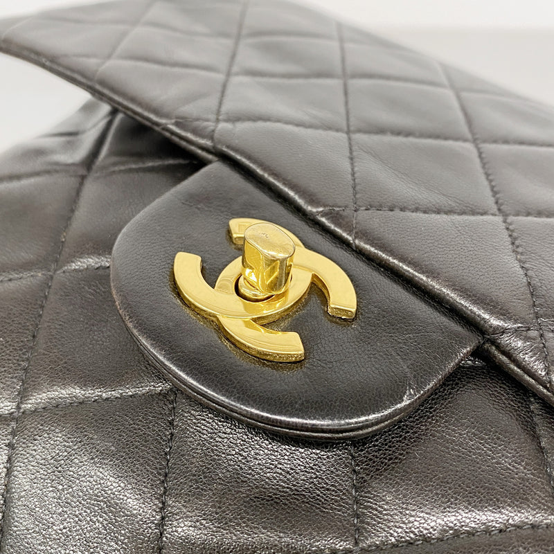 【6ic3536】シャネル リュック・デイパック マトラッセ ラムスキン ブラック ゴールド金具【中古】レディース