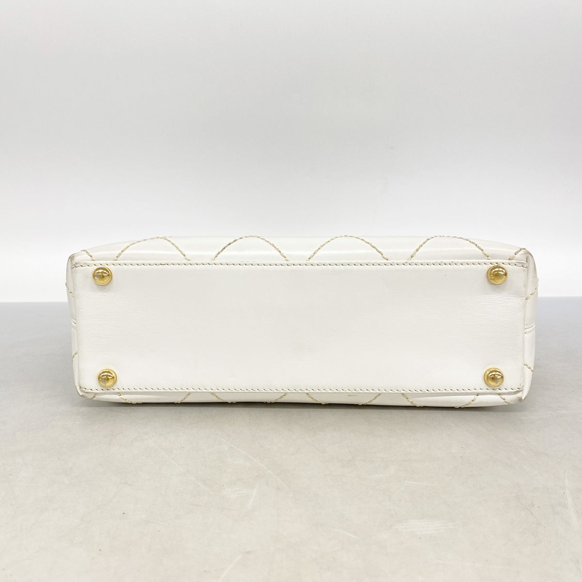 【6ic3546】シャネル トートバッグ ワイルドステッチ レザー ホワイト ゴールド金具【中古】レディース