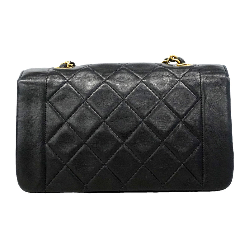 【6ic3577】シャネル ショルダーバッグ マトラッセ チェーンショルダー ラムスキン ブラック ゴールド金具【中古】レディース