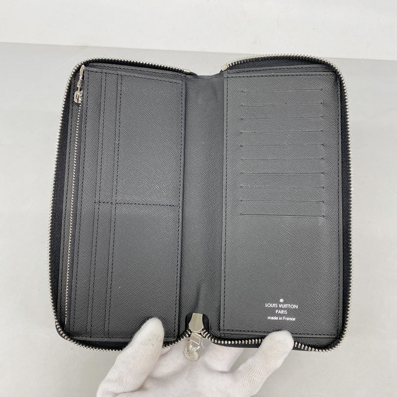 【6ic3656】ルイヴィトン 長財布 エピ ジッピーウォレットヴェルティカル M60965 ノワール【中古】メンズ