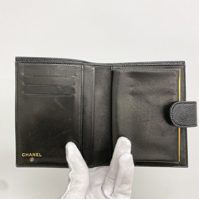 【6ic3728】シャネル 財布 キャビアスキン ブラック ゴールド金具【中古】レディース