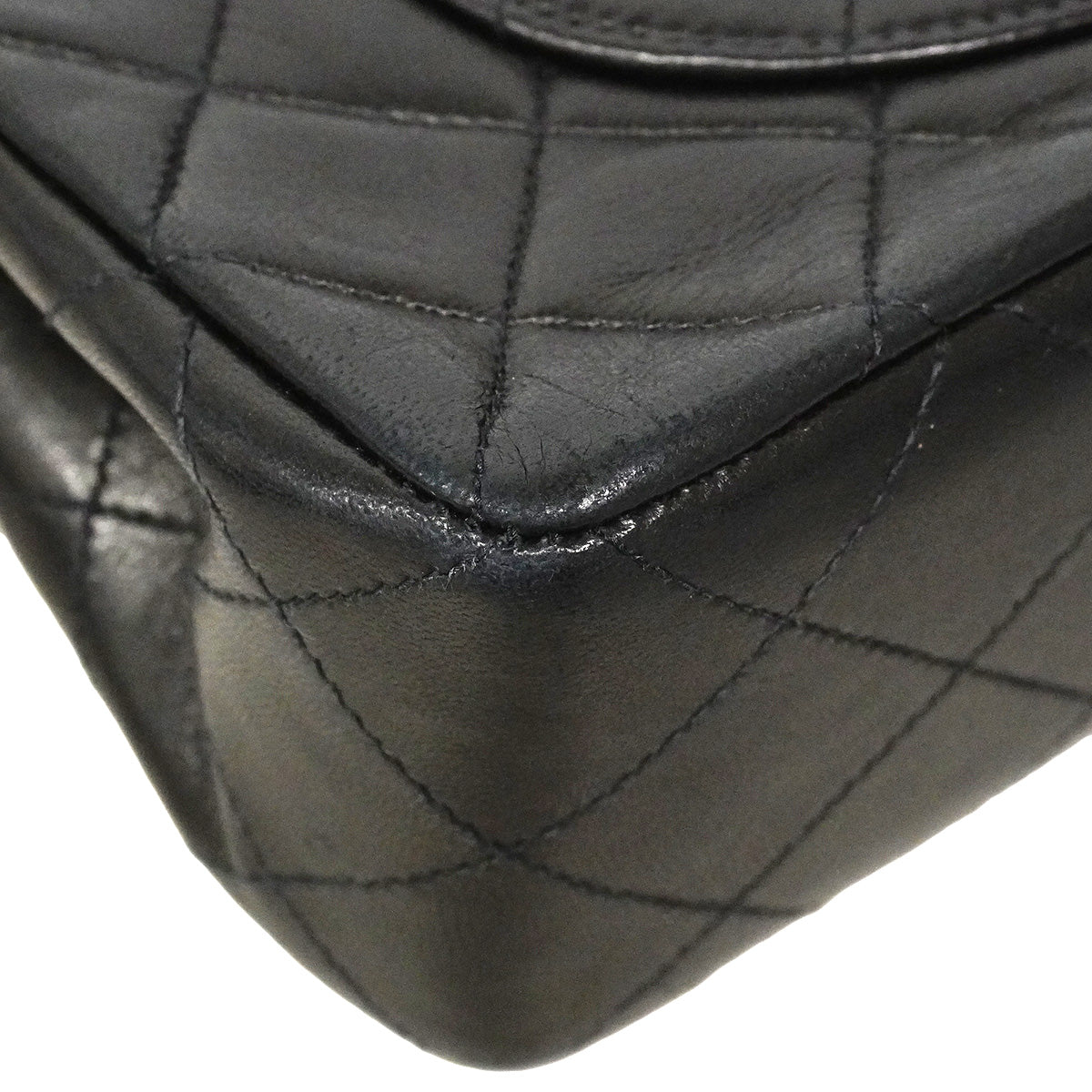 【6ic3783】シャネル ショルダーバッグ マトラッセ Wフラップ Wチェーン ラムスキン ブラック ゴールド金具【中古】レディース