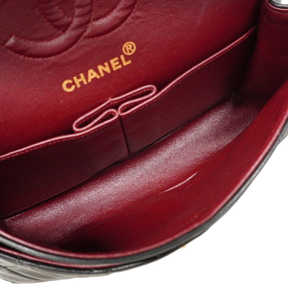 【6ic3783】シャネル ショルダーバッグ マトラッセ Wフラップ Wチェーン ラムスキン ブラック ゴールド金具【中古】レディース