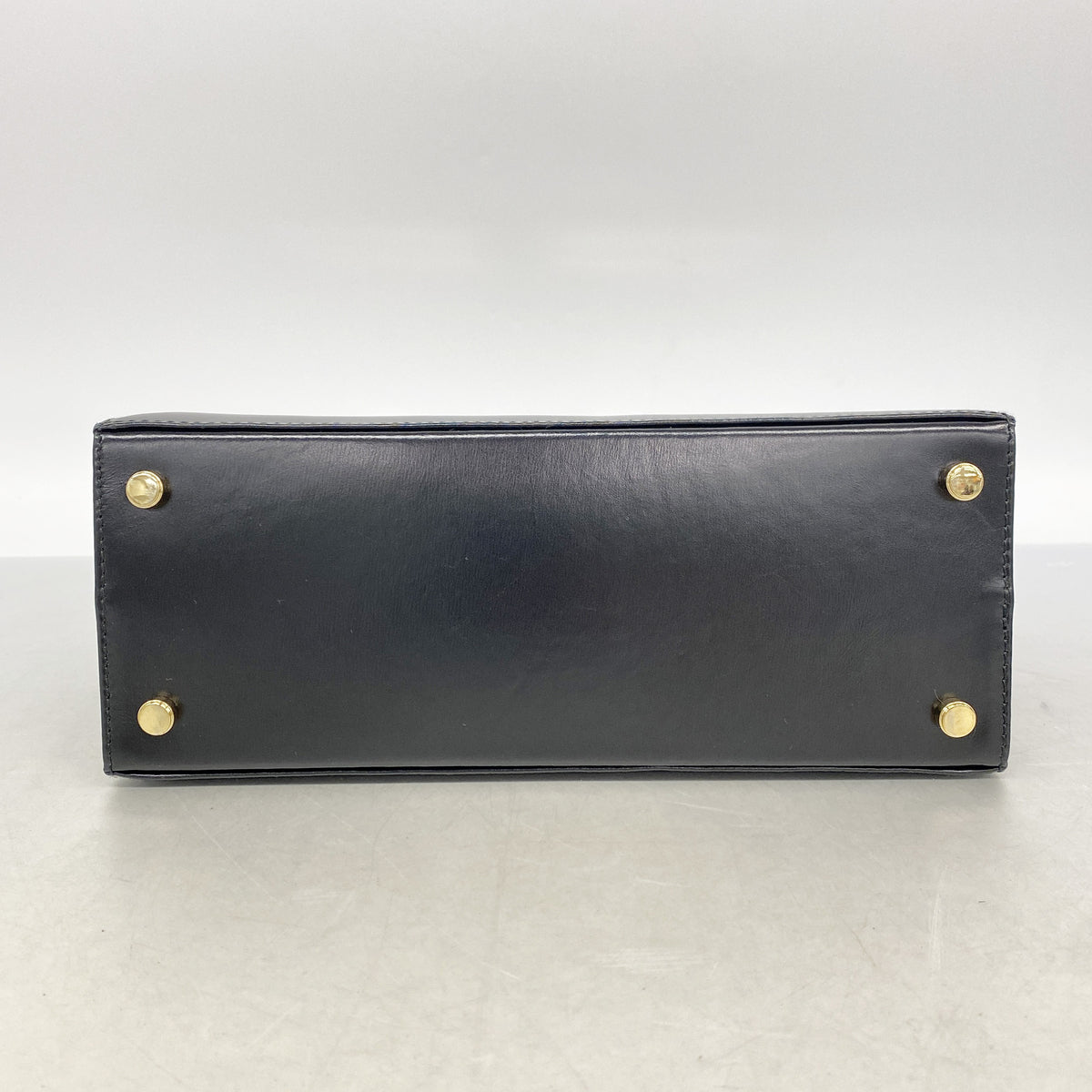 【6ic3802】サルヴァトーレフェラガモ ハンドバッグ ヴァラ レザー ブラック ゴールド金具【中古】レディース