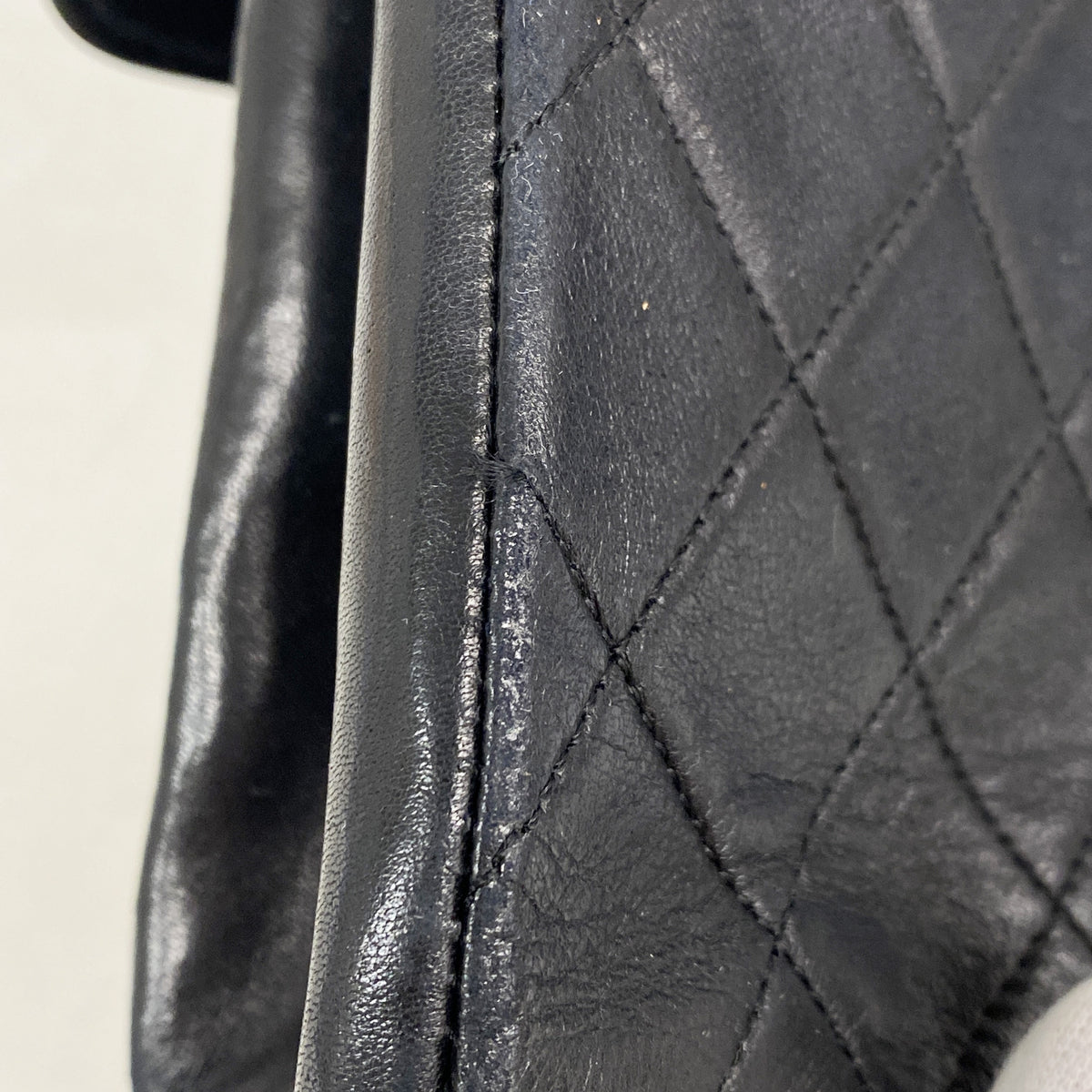 【6ic3821】シャネル ショルダーバッグ ミニマトラッセ チェーンショルダー ラムスキン ブラック ゴールド金具【中古】レディース