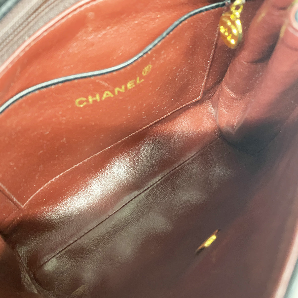 【6ic3821】シャネル ショルダーバッグ ミニマトラッセ チェーンショルダー ラムスキン ブラック ゴールド金具【中古】レディース
