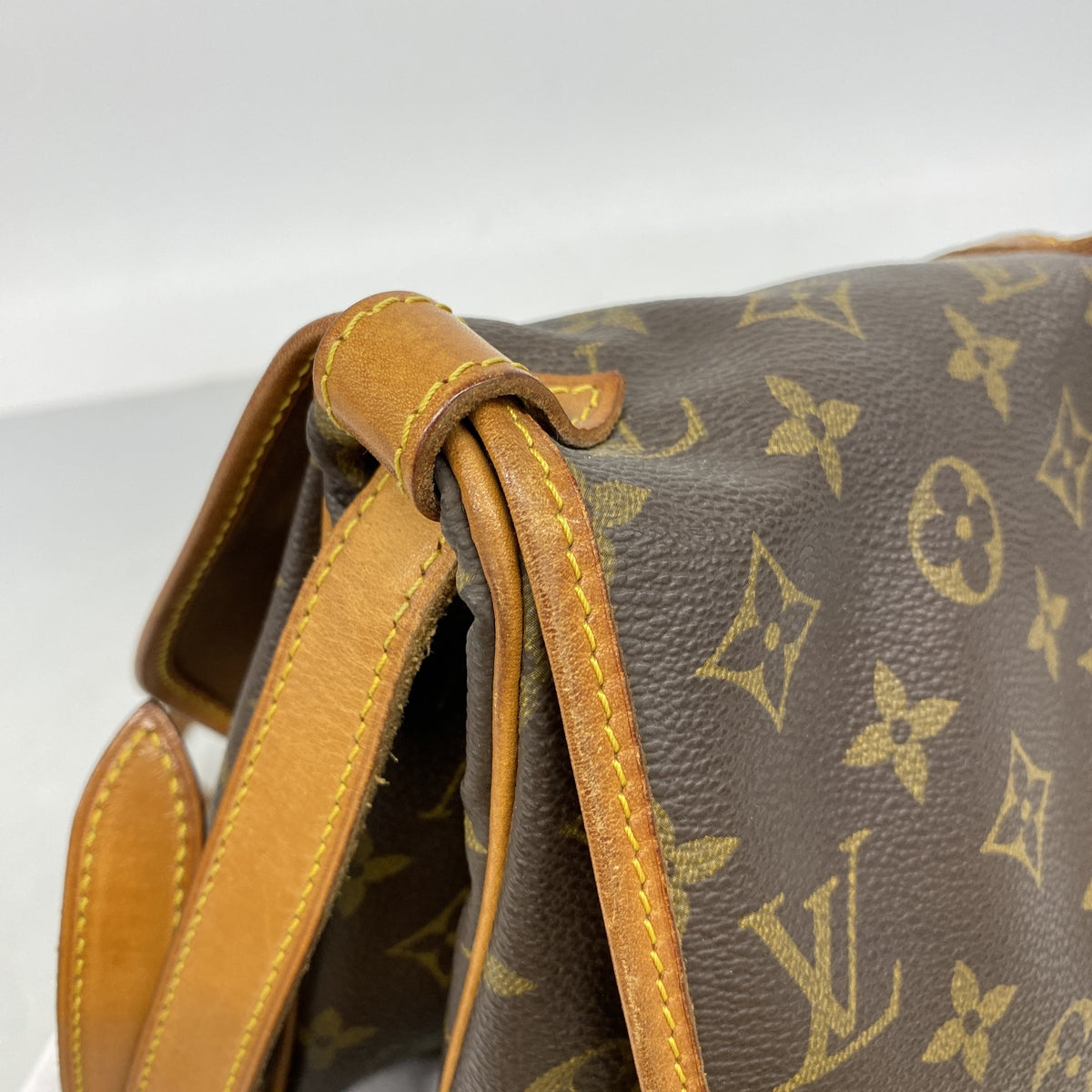 【6ic3823】ルイヴィトン ショルダーバッグ モノグラム ソミュール30 M42256 ブラウン【中古】レディース