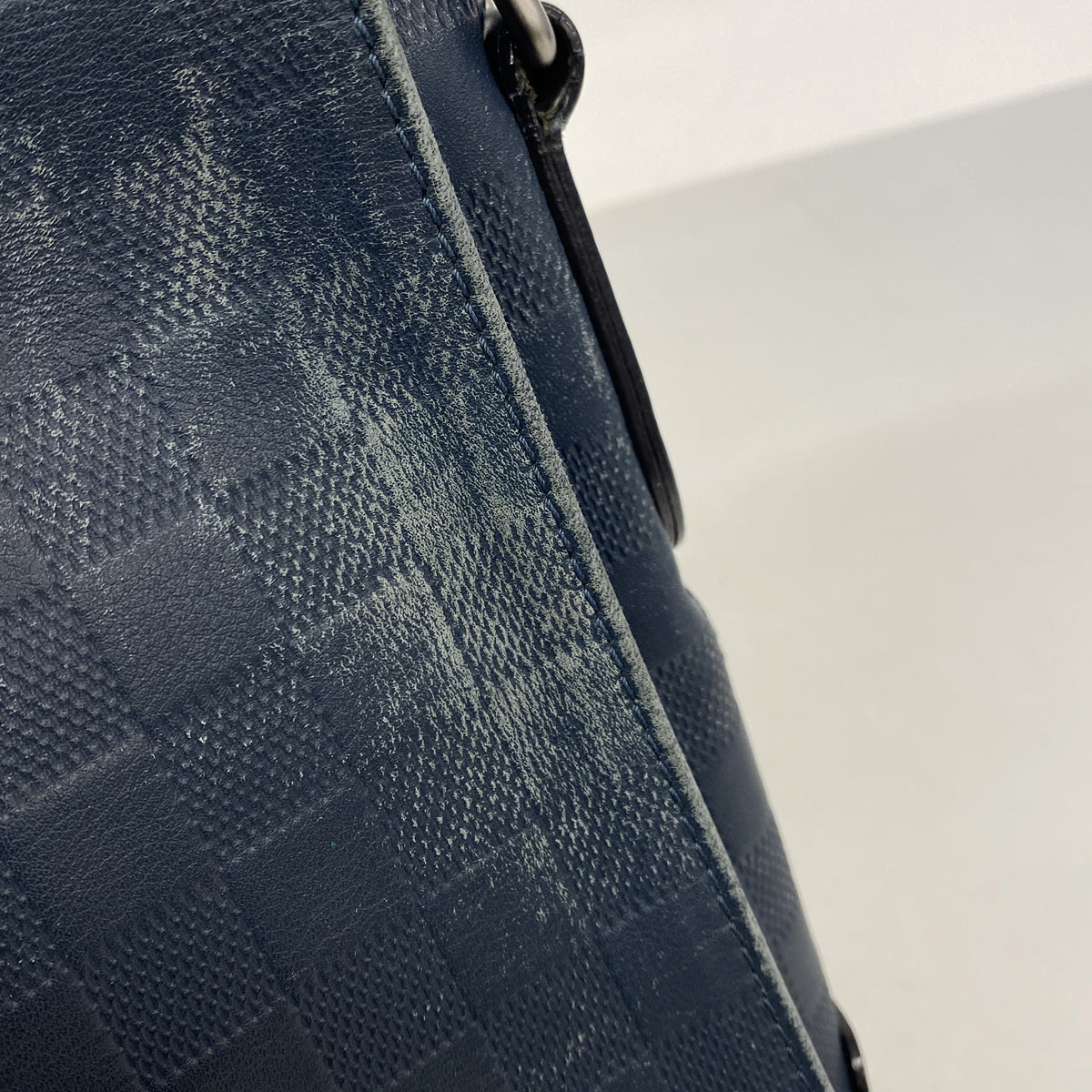 【6ic3972】ルイヴィトン ショルダーバッグ ダミエ・アンフィニ ディストリクトPM N41285 コスモス【中古】メンズ
