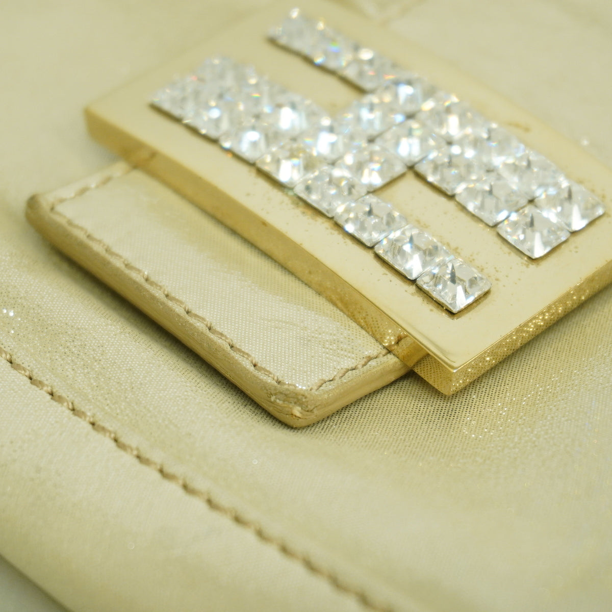 【6ic3979】フェンディ ハンドバッグ マンマバケット レザー シャンパンゴールド シャンパンゴールド金具【中古】レディース