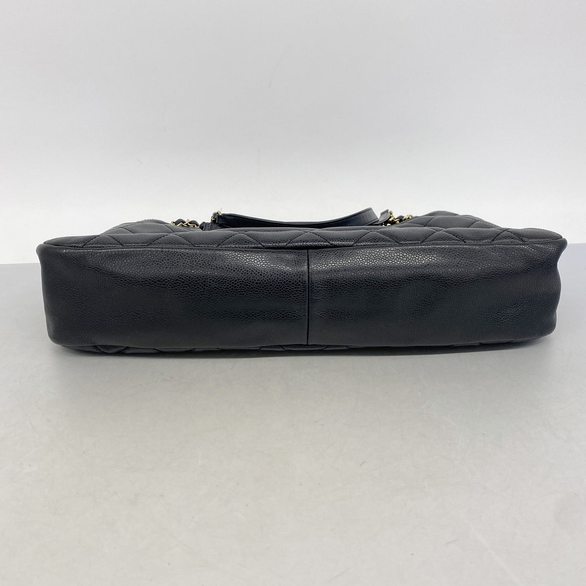 【6ic3989】シャネル チェーントート マトラッセ キャビアスキン ブラック ゴールド金具【中古】レディース