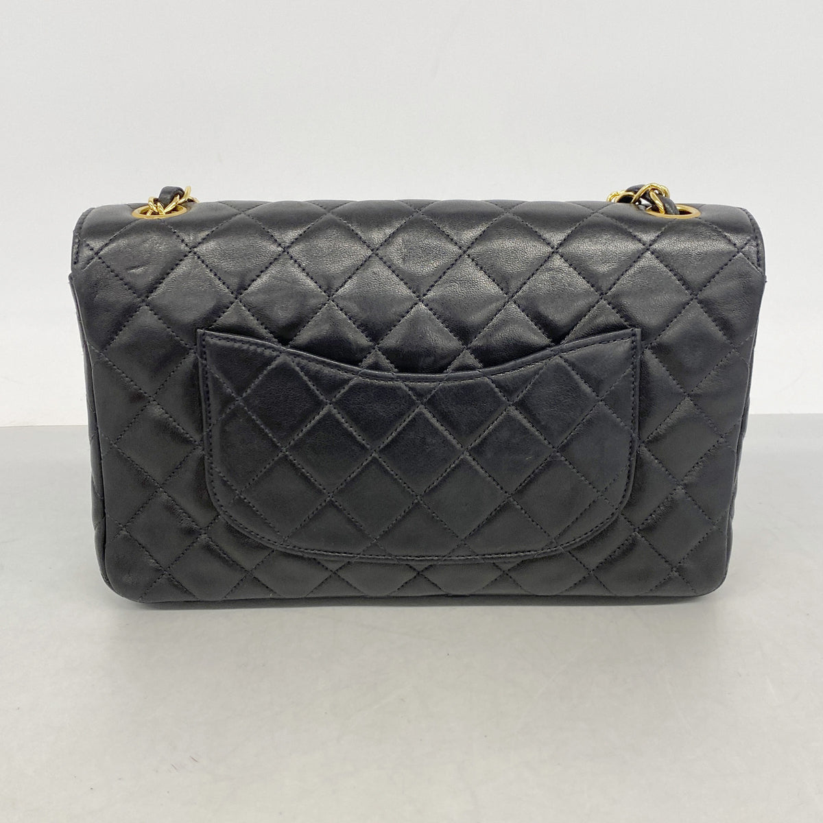 【6ic3990】シャネル ショルダーバッグ マトラッセ チェーンショルダー ラムスキン ブラック ゴールド金具【中古】レディース
