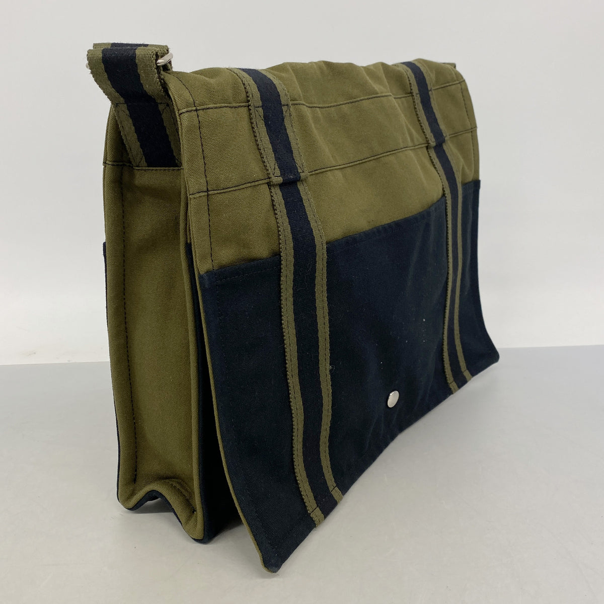 【6ic4041】エルメス ショルダーバッグ フールトゥバサスMM キャンバス ブラック カーキ シルバー金具【中古】メンズ レディース ユニセックス