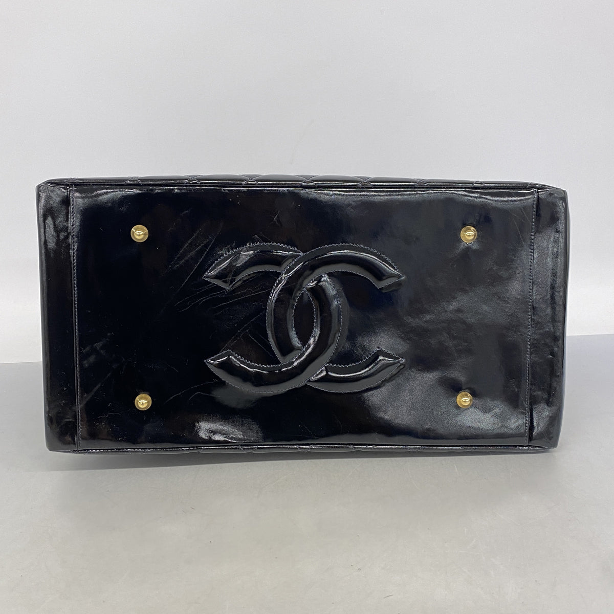 【6ic4060】シャネル チェーントート マトラッセ パテントレザー ブラック ゴールド金具【中古】レディース