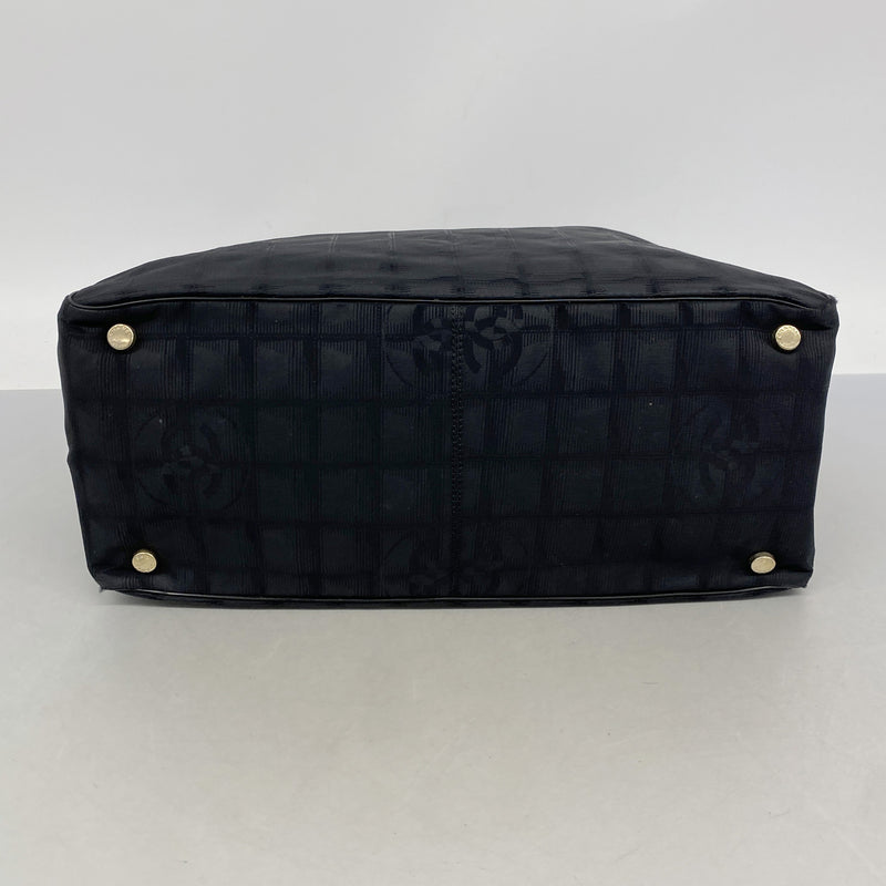 【6ic4141】シャネル トートバッグ ニュートラベル ナイロン ブラック ゴールド金具【中古】レディース