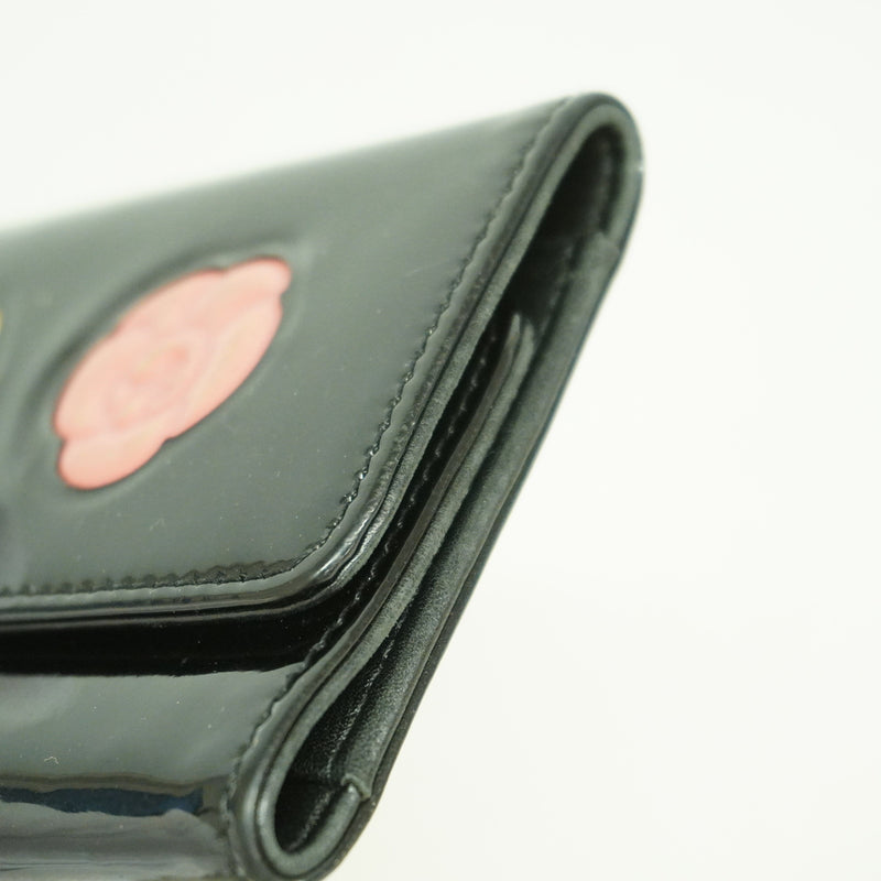 【6ic4162】シャネル キーケース カメリア パテントレザー ブラック シルバー金具【中古】レディース