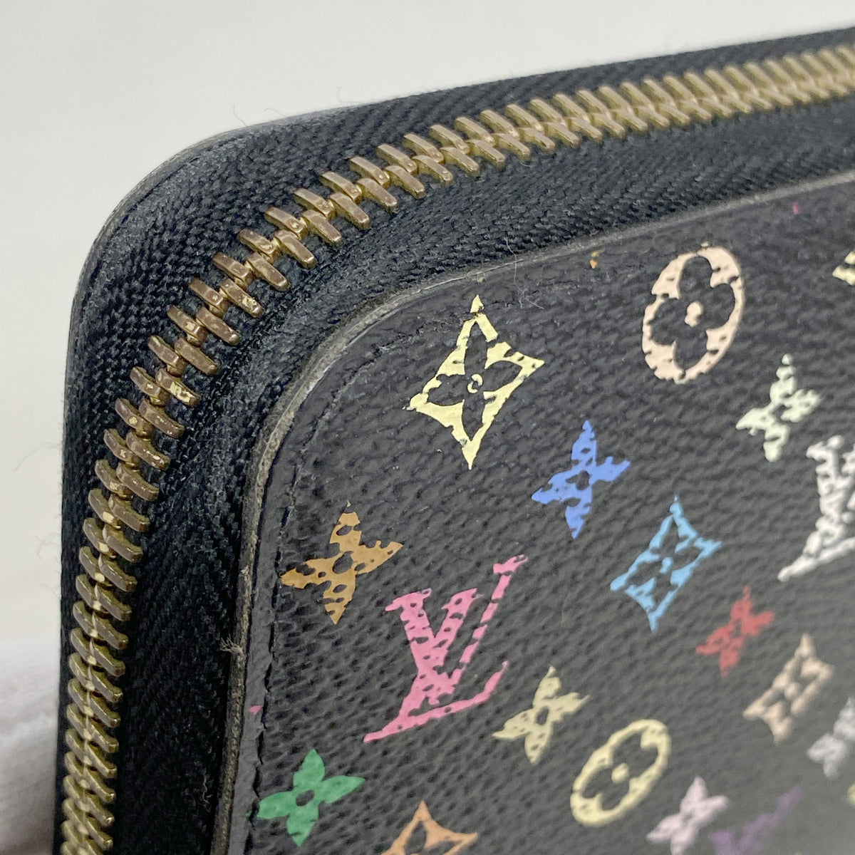 【6ic4282】ルイヴィトン 長財布 モノグラム・マルチカラー ジッピーウォレット M60243 ノワール/グルナード【中古】レディース