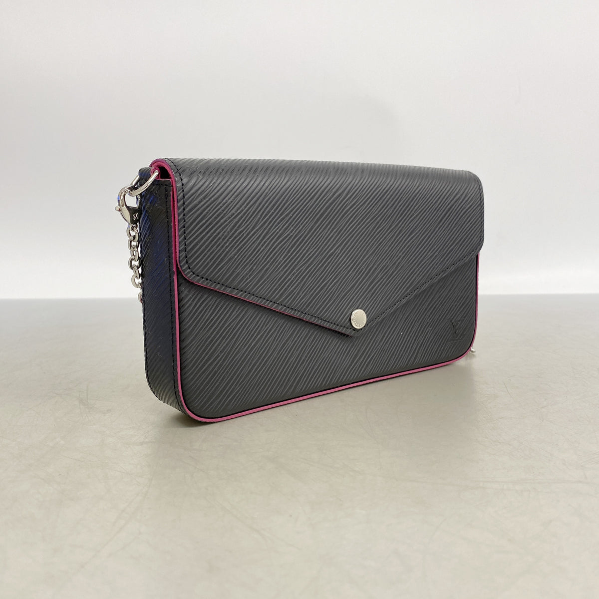 【6ic4328】ルイヴィトン ショルダーウォレット エピ ポシェットフェリシー M64579 ノワール/ホットピンク【中古】レディース