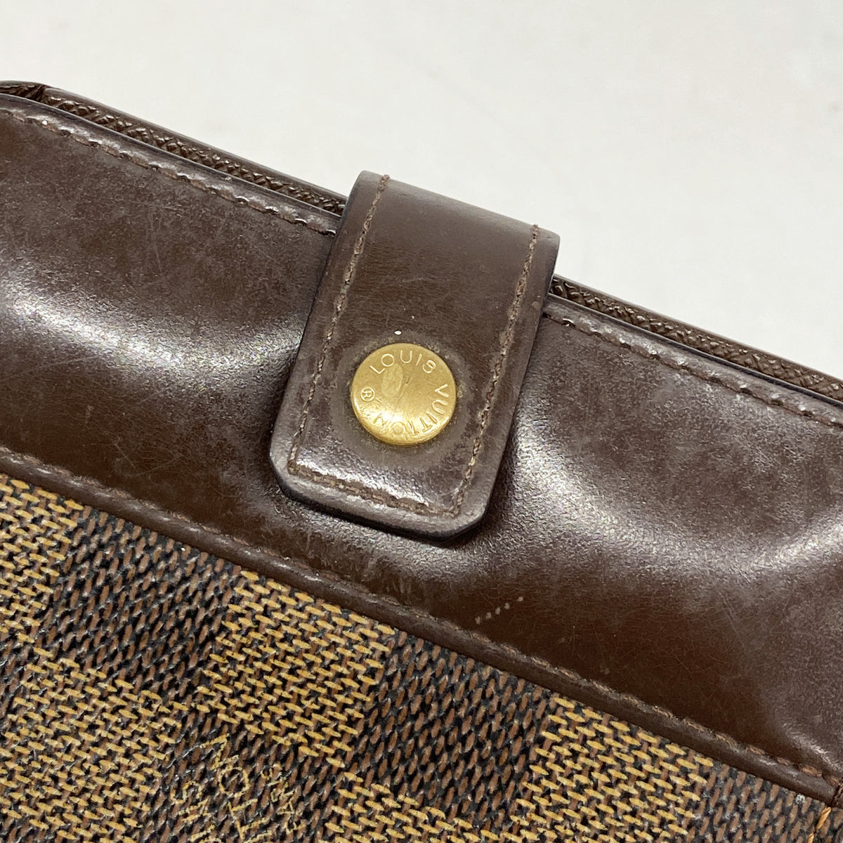【6ic4348】ルイヴィトン 財布 ダミエ コンパクトジップ N61668 エベヌ【中古】レディース