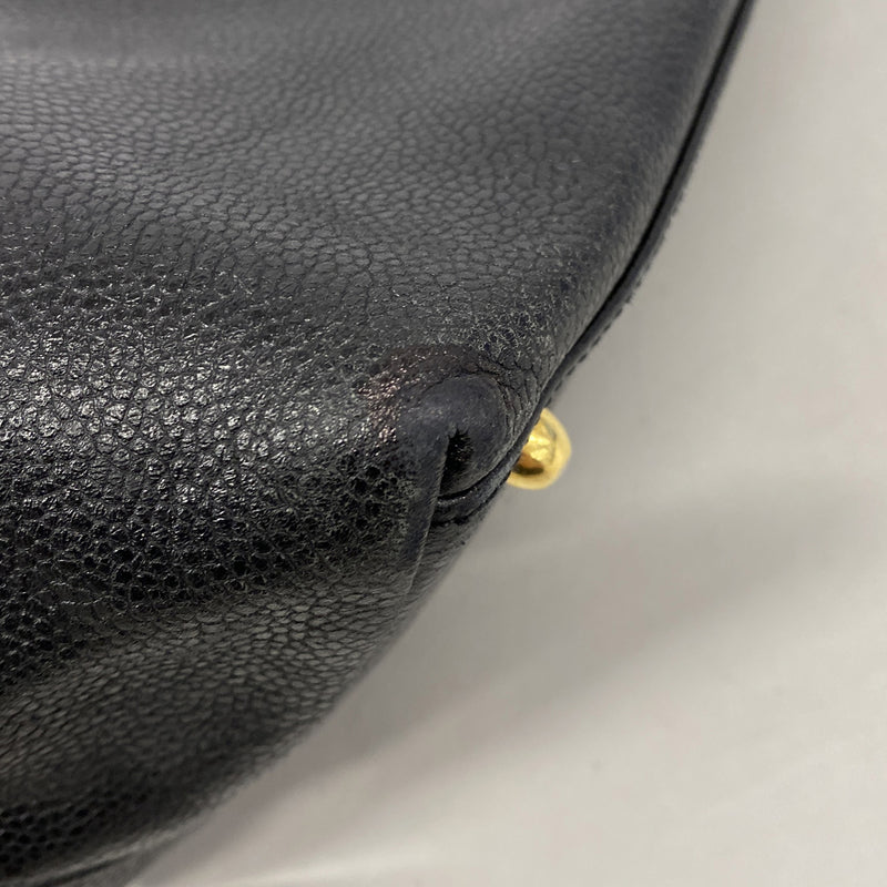 【6ic4358】シャネル ショルダーバッグ キャビアスキン ブラック ゴールド金具【中古】レディース