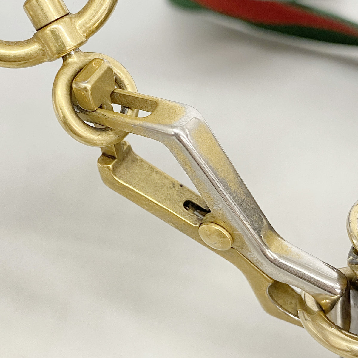 【6ic4443】グッチ ショルダーバッグ GGスプリーム ネオヴィンテージ 476466 PVC ブラウン ゴールド金具【中古】レディース