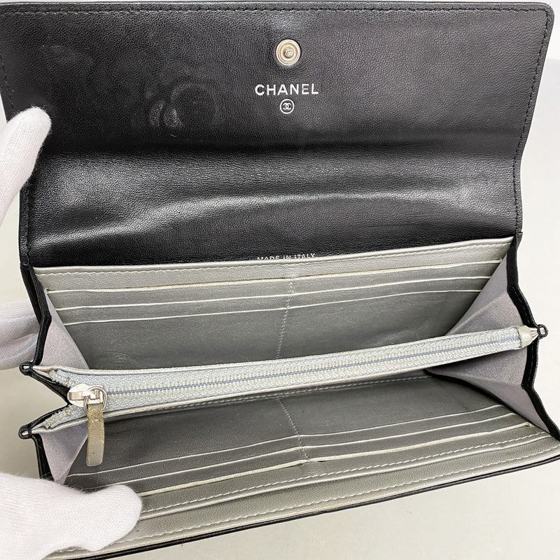【6ic4474】シャネル 長財布 カメリア ラムスキン ブラック シルバー金具【中古】レディース