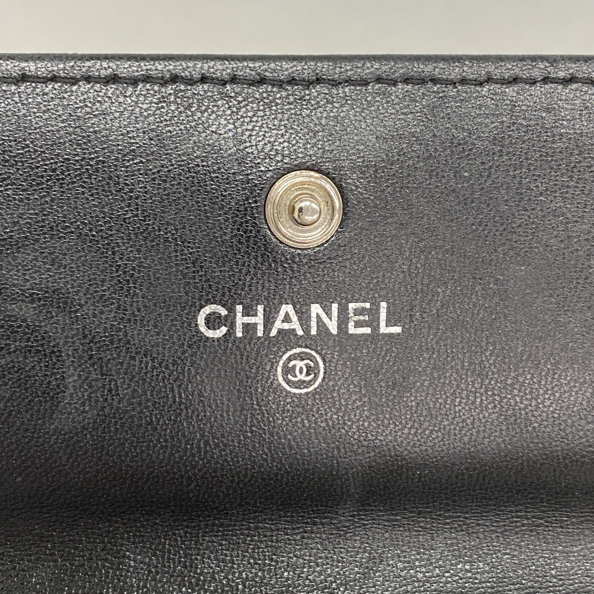 【6ic4474】シャネル 長財布 カメリア ラムスキン ブラック シルバー金具【中古】レディース