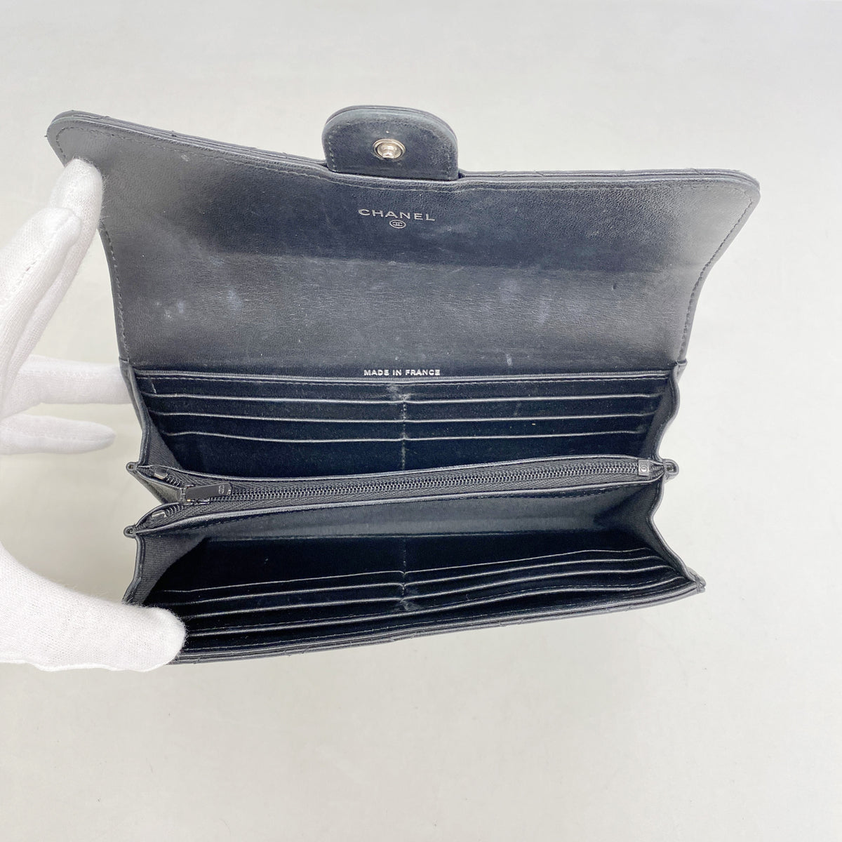 【6ic4495】シャネル 長財布 マトラッセ ラムスキン ブラック シルバー金具【中古】レディース