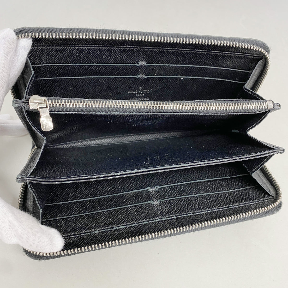 【6ic4523】ルイヴィトン 長財布 エピ ジッピーウォレット M60072 ノワール【中古】メンズ レディース ユニセックス