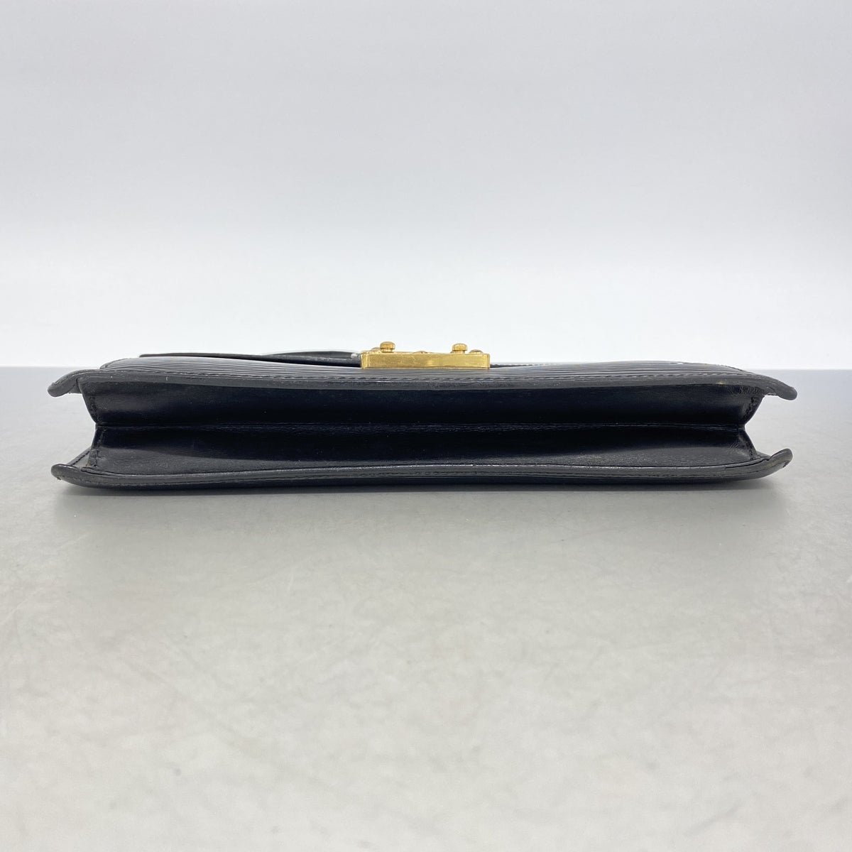 【6ic4697】ルイヴィトン クラッチバッグ エピ ポシェットセリエドラゴンヌ M52612 ノワール【中古】メンズ