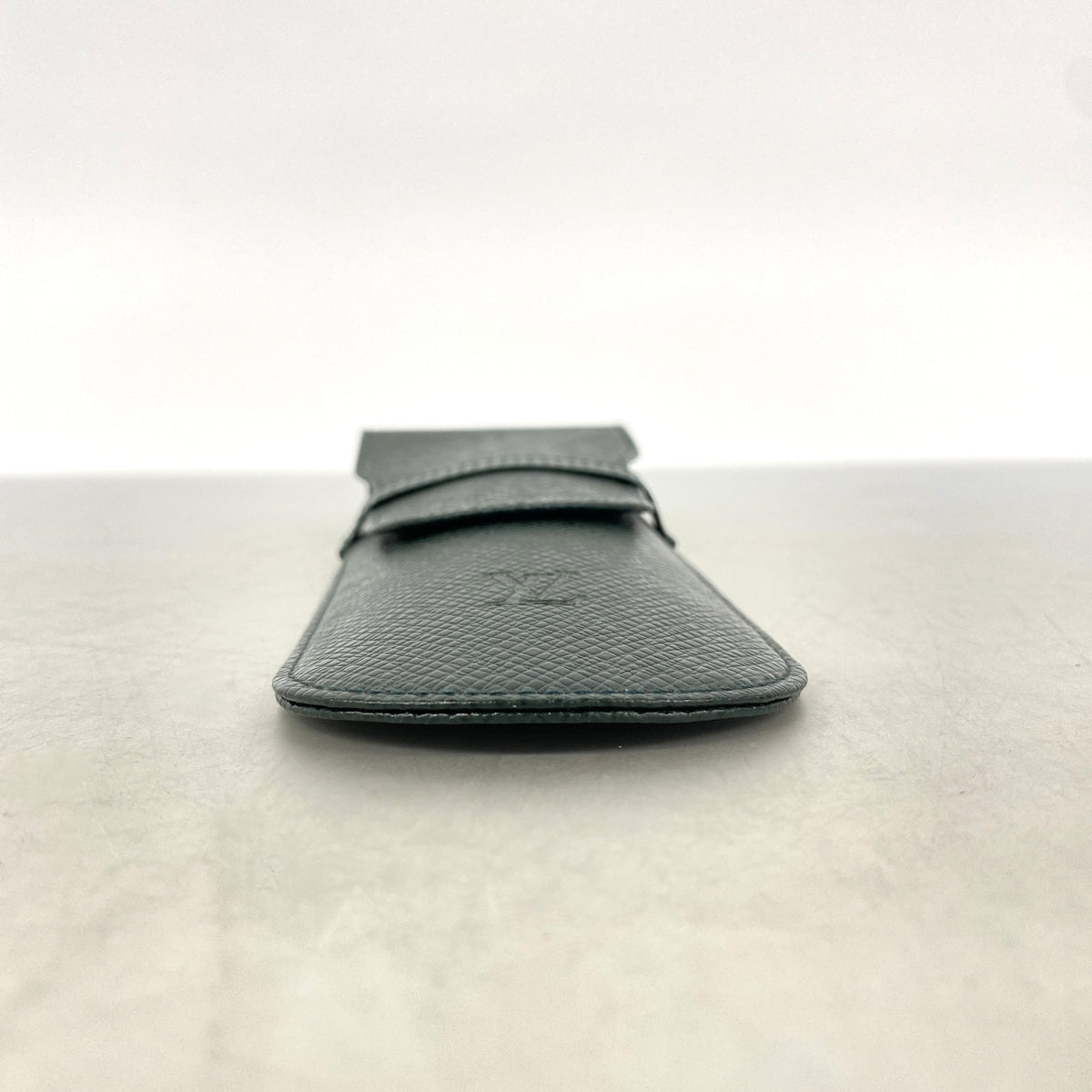 【6ic4775】ルイヴィトン ペンケース タイガ エテュイスティロ M30364 エピセア【中古】メンズ