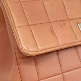 【6ib2248】シャネル ショルダーバッグ チョコバー チェーンショルダー ラムスキン コーラルピンク シルバー金具【中古】レディース
