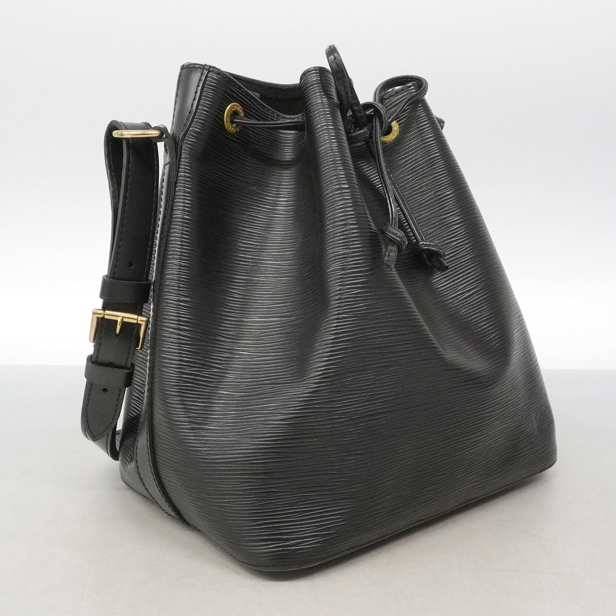 【6id4805】ルイヴィトン ショルダーバッグ エピ プチノエ M44102 ノワール【中古】レディース