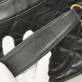 【6id4836】シャネル ショルダーバッグ マトラッセ チェーンショルダー キャビアスキン ブラック ゴールド金具【中古】レディース