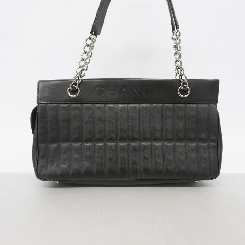 【6id4838】シャネル ショルダーバッグ チェーンショルダー ラムスキン ブラック シルバー金具【中古】レディース