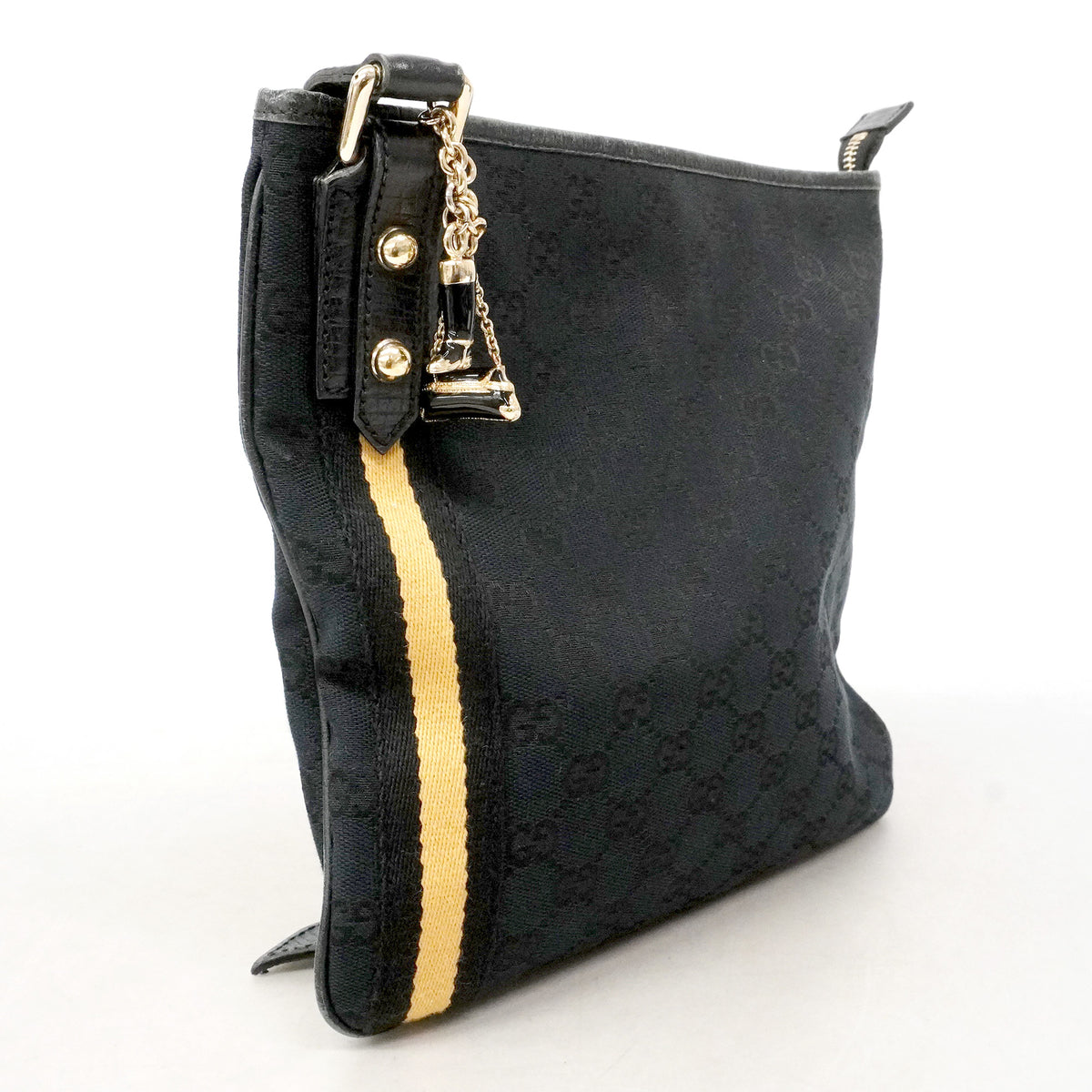【6id4910】グッチ ショルダーバッグ GGキャンバス 144388 キャンバス ブラック シャンパンゴールド金具【中古】レディース