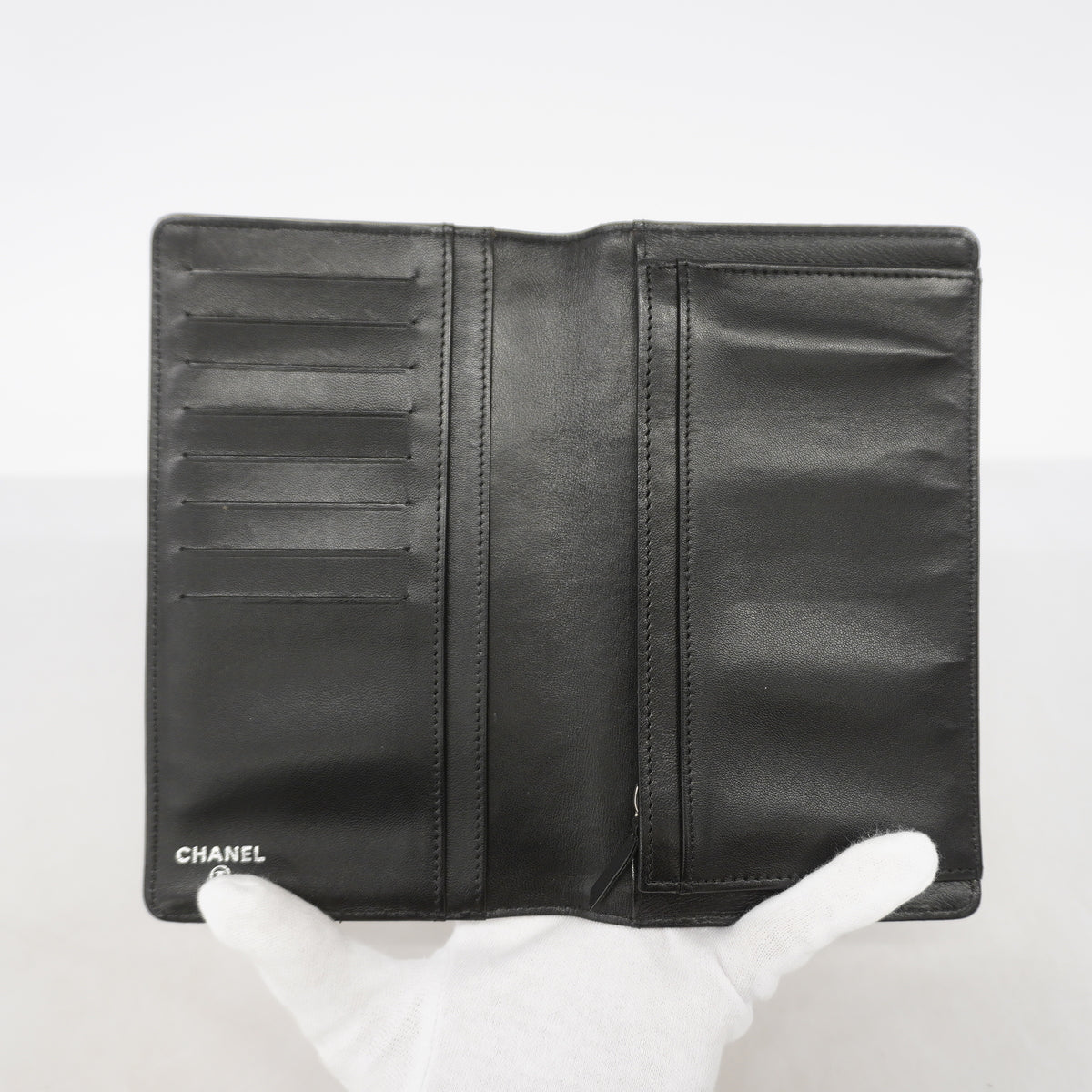 【6id4960】シャネル 長財布 マトラッセ パンチング レザー ブラック シルバー金具【中古】レディース