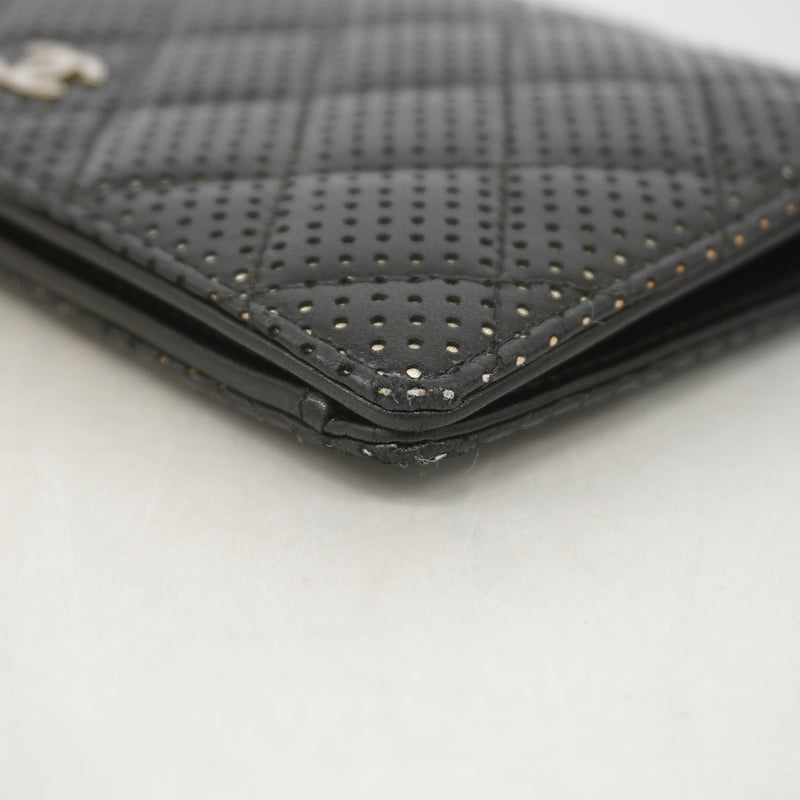 【6id4960】シャネル 長財布 マトラッセ パンチング レザー ブラック シルバー金具【中古】レディース