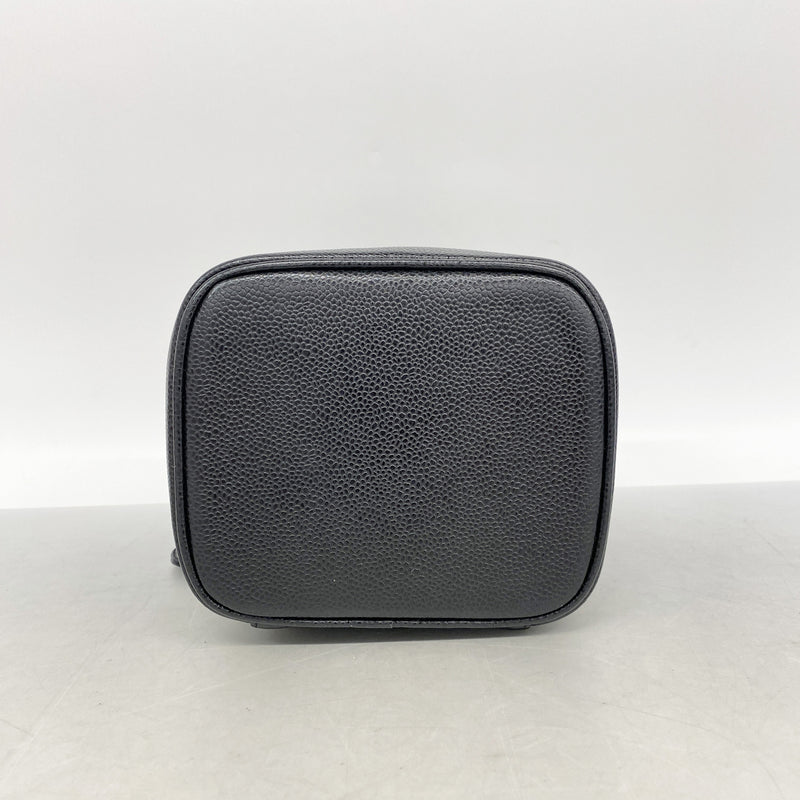 【6id4979】シャネル バニティバッグ キャビアスキン ブラック ゴールド金具【中古】レディース