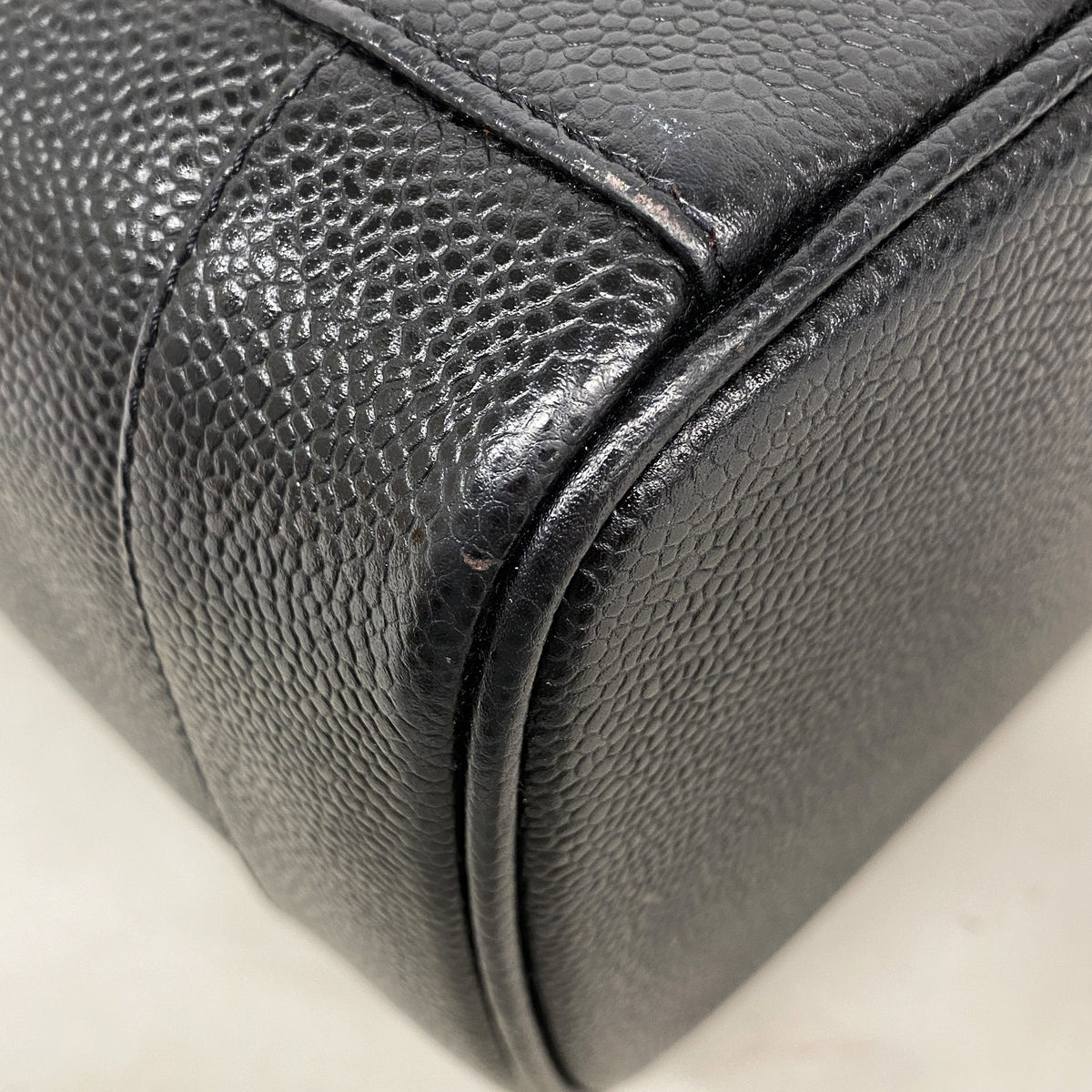 【6id4979】シャネル バニティバッグ キャビアスキン ブラック ゴールド金具【中古】レディース