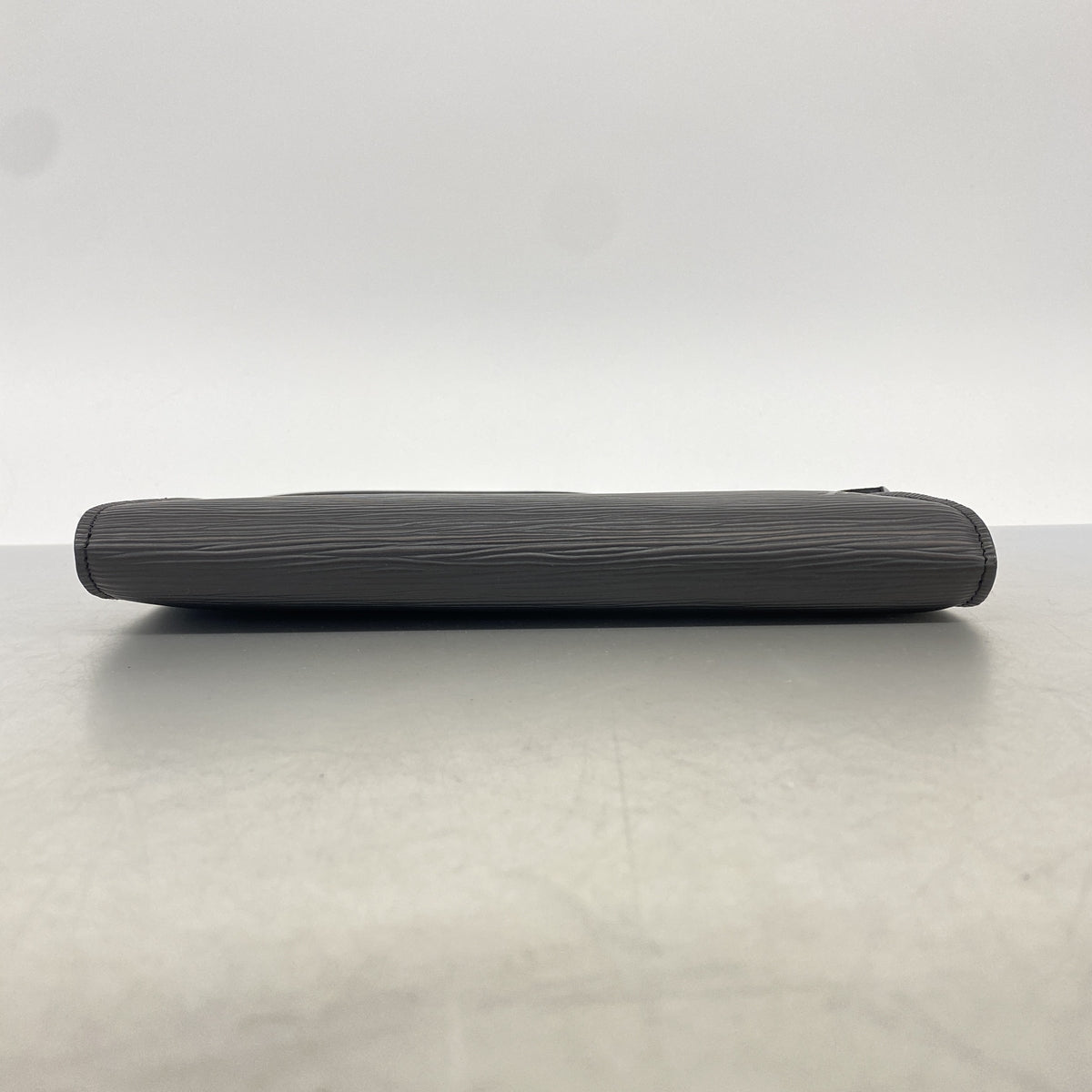 【6id5010】ルイヴィトン ポーチ エピ ポシェットアクセソワール M52942 ノワール【中古】レディース