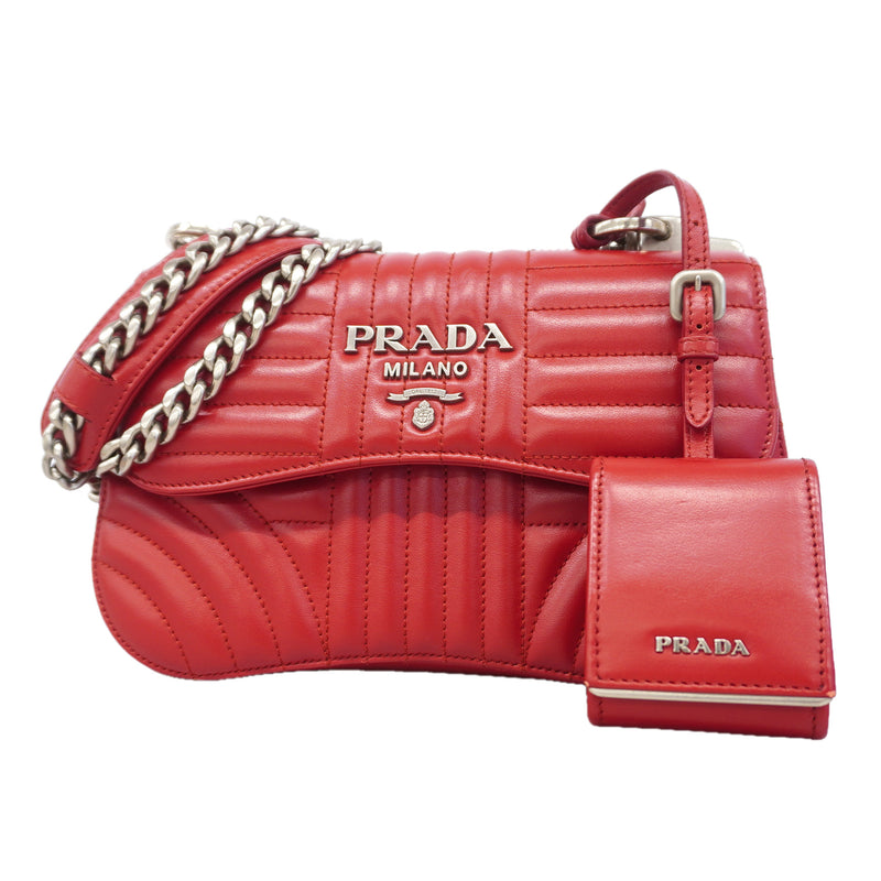 【6id5059】プラダ ショルダーバッグ タイムラグ レザー レッド シルバー金具【中古】レディース