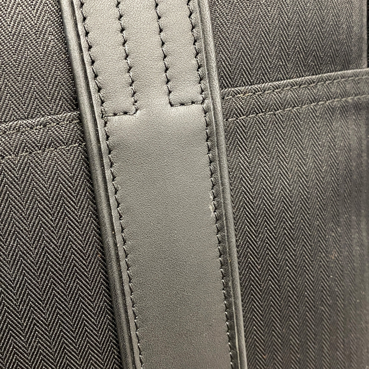【6id5067】エルメス リュック・デイパック サックアドアカプルコ トワルシェブロン ブラック シルバー金具【中古】メンズ