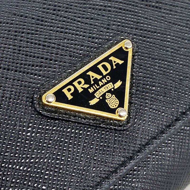 【6id5075】プラダ 三つ折り財布 レザー ブラック ゴールド金具【中古】レディース