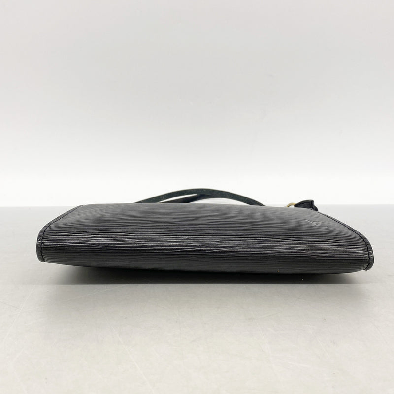 【6id5104】ルイヴィトン ポーチ エピ ポシェットアクセソワール M52942 ノワール【中古】レディース