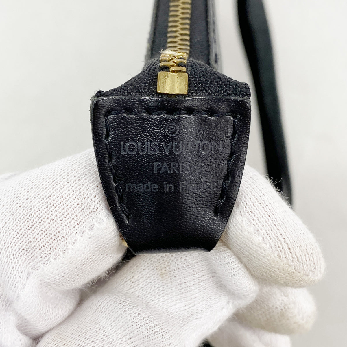 【6id5104】ルイヴィトン ポーチ エピ ポシェットアクセソワール M52942 ノワール【中古】レディース